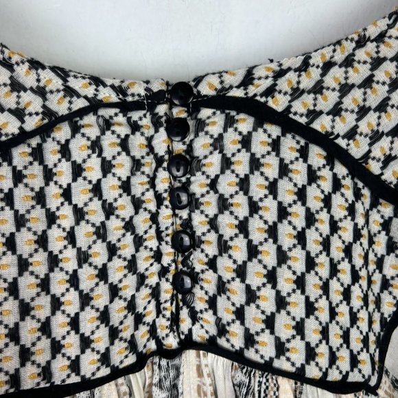 Free People Running On A Dream Top Embroidered Size Large L GUC L2537 - Picture 16 of 16